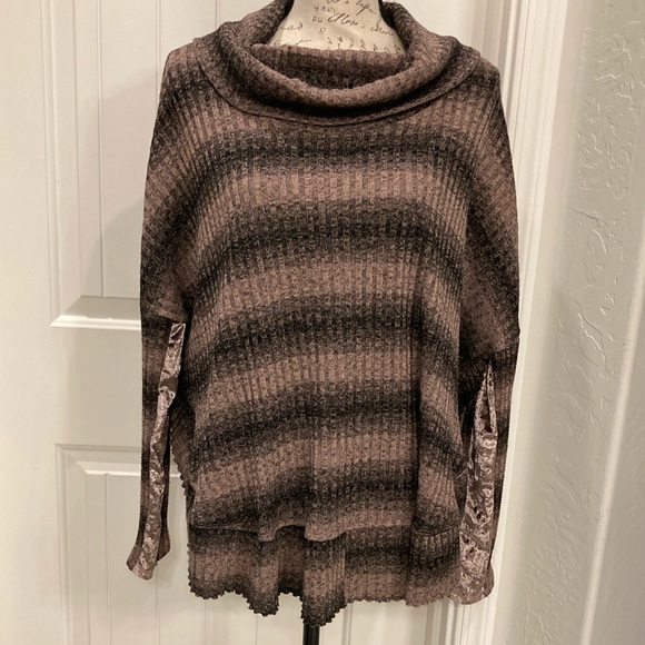 Mystree Striped Black & Pale Pink Cowl Neck Sweater Size L - Picture 1 of 7